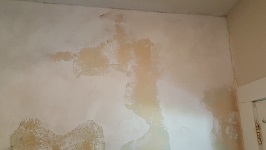 Kitchen '70s Wall Sanded And Burnished