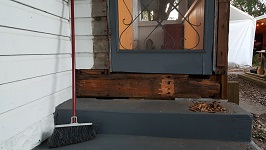 Side Porch Fighting Rotted Header